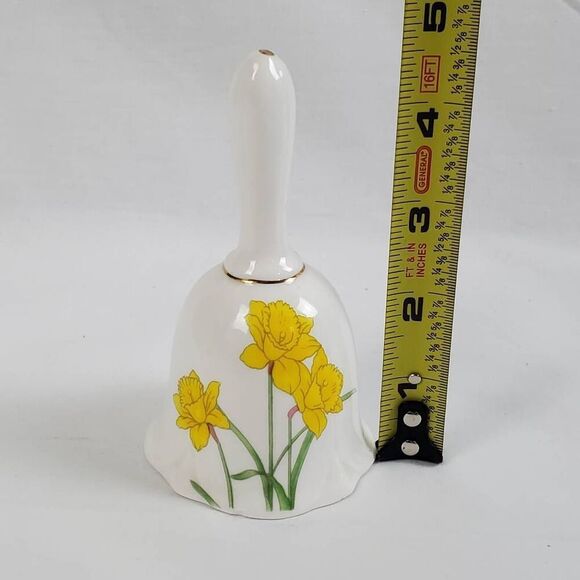 Bone China Daffodil Bell – Taiwan – Yellow Floral Gold Rim - Picture 4 of 4